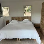 Les Marcelle Oda ve Kahvaltı